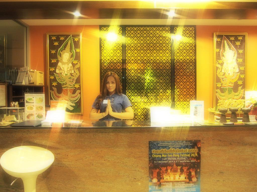 Phusiri Place Chiang Mai Buitenkant foto
